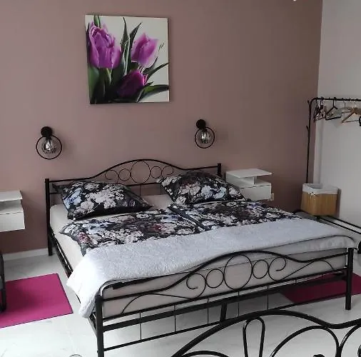 Gracja W Jedlinie Zdroj * 예들리나-즈드로이